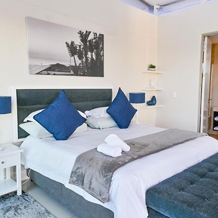 Gnd Properties Luxury Holiday Home Порт-Элизабет Экстерьер фото
